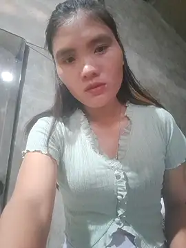 Snapshot of mira-show chatting on October 20, 2025, 12:45 am mira-show online show from October 20, 2025, 12:45 am