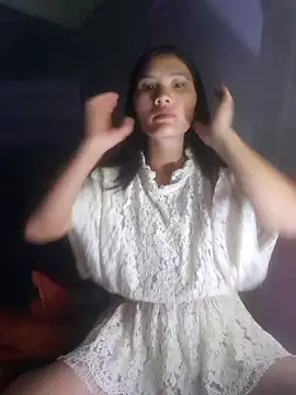 Snapshot of mira-show chatting on October 31, 2025, 8:11 am mira-show online show from October 31, 2025, 8:11 am