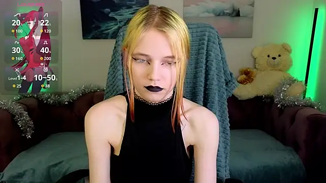 MitaSide online show from December 18, 2025, 8:45 pm