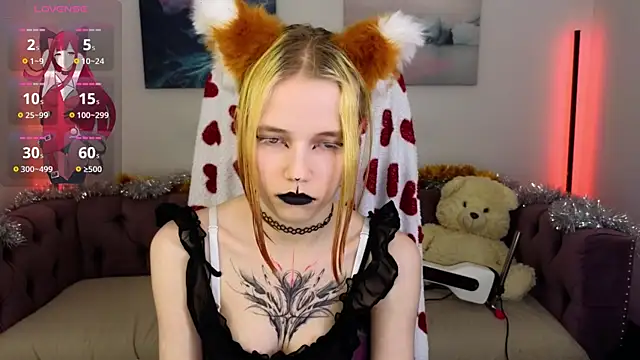 Snapshot of MitaSide chatting on December 15, 2025, 8:58 pm MitaSide online show from December 15, 2025, 8:58 pm