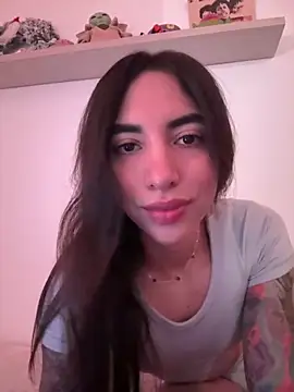 valeriahornier online show from March 5, 2026, 1:46 am