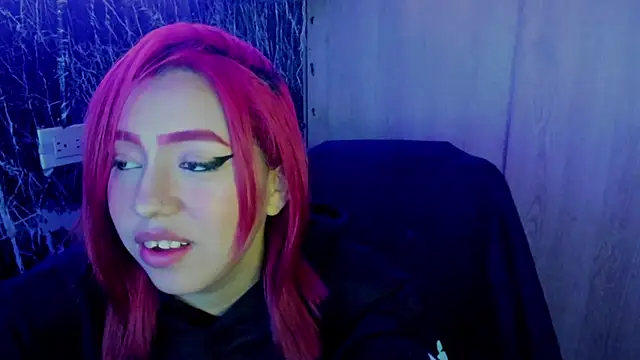 Snapshot of sweetcherryyy_ chatting on November 6, 2025, 3:10 am sweetcherryyy online show from November 6, 2025, 3:10 am