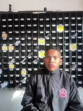 Danielalois online show from February 9, 2026, 12:36 pm