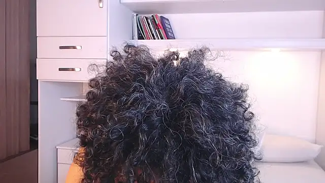 Snapshot of MartiRuis10 chatting on October 29, 2025, 10:20 pm MartiRuis10 online show from October 29, 2025, 10:20 pm