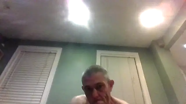 Snapshot of burby79 chatting on July 11, 2026, 4:02 am burby79 online show from July 11, 2026, 4:02 am