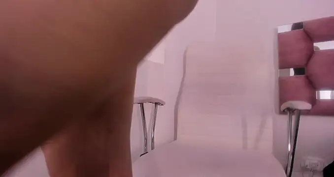 Snapshot of bonniie_blue chatting on November 15, 2025, 3:32 am bonniie blue online show from November 15, 2025, 3:32 am