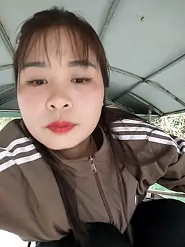 Squirrel-Pear online show from January 15, 2026, 1:42 am