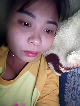 Snapshot of Squirrel-Pear chatting on November 14, 2025, 10:02 pm Squirrel-Pear online show from November 14, 2025, 10:02 pm