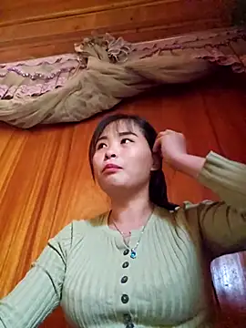 Snapshot of Squirrel-Pear chatting on November 22, 2025, 2:54 am Squirrel-Pear online show from November 22, 2025, 2:54 am