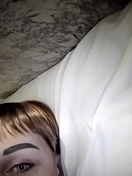 Snapshot of Loveyoudearxq chatting on October 19, 2025, 3:59 pm Loveyoudearxq online show from October 19, 2025, 3:59 pm