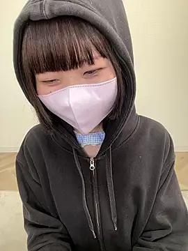 Reina cute 00  online show from March 1, 2026, 6:35 am