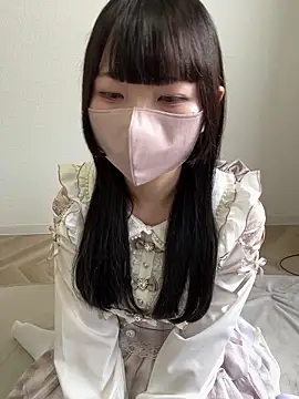 Reina cute 00  online show from April 3, 2026, 2:40 am