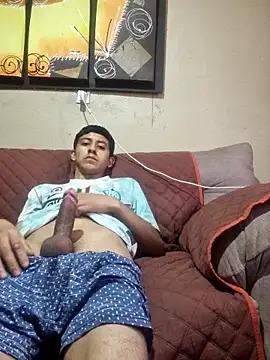 Snapshot of Pedropuente200 chatting on March 7, 2026, 7:52 pm Pedropuente200 online show from March 7, 2026, 7:52 pm