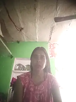 Snapshot of NEXIQRAN chatting on November 3, 2025, 6:40 am NEXIQRAN online show from November 3, 2025, 6:40 am