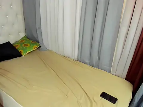 hardcocktwink online show from November 19, 2025, 4:51 pm