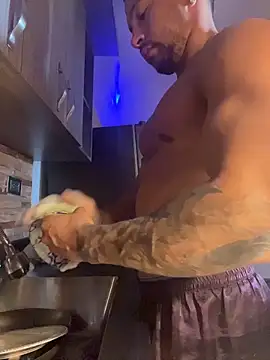 Snapshot of FreszX chatting on March 10, 2026, 3:27 pm FreszX online show from March 10, 2026, 3:27 pm