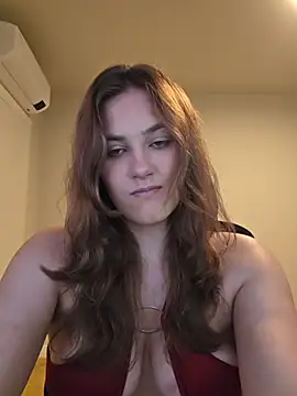 Snapshot of MiaRides19 chatting on July 13, 2026, 7:24 pm MiaRides19 online show from July 13, 2026, 7:24 pm