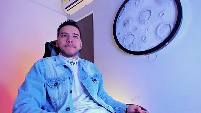 mike 257 online show from February 11, 2026, 11:32 am