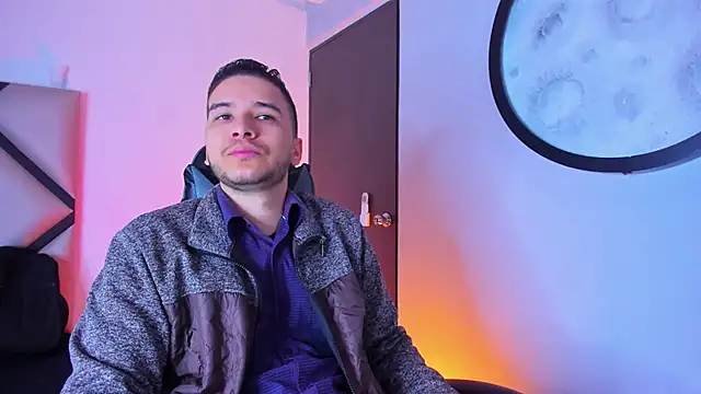 Snapshot of mike_257 chatting on November 21, 2025, 11:53 am mike 257 online show from November 21, 2025, 11:53 am