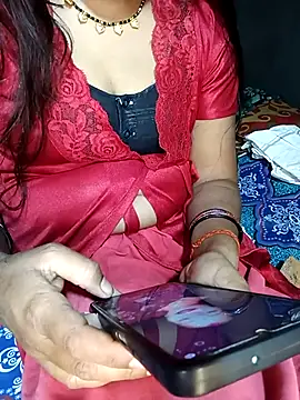 Snapshot of Hot_cauple_indian chatting on May 15, 2026, 5:00 pm Hot cauple indian online show from May 15, 2026, 5:00 pm