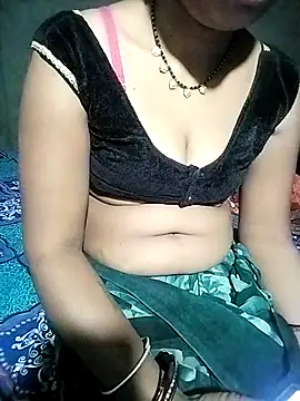 Hot cauple indian online show from May 3, 2026, 1:44 am