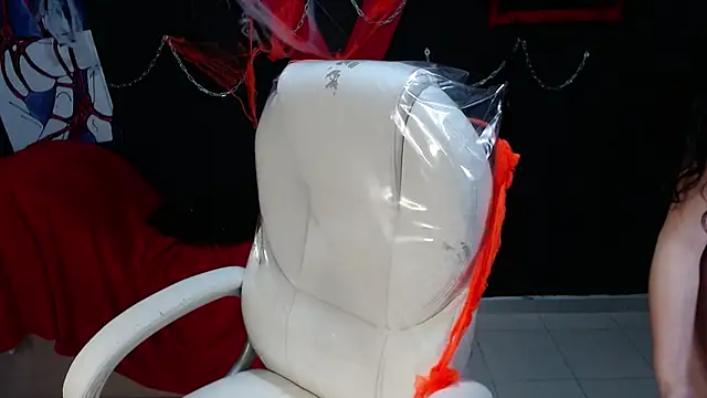 Aishaahot online show from November 3, 2025, 12:31 pm