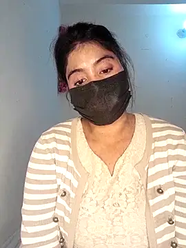 Snapshot of Hot_Angle chatting on November 21, 2025, 1:04 am Hot Angle online show from November 21, 2025, 1:04 am