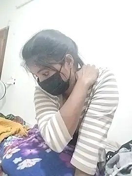 Snapshot of Hot_Angle chatting on December 2, 2025, 9:27 pm Hot Angle online show from December 2, 2025, 9:27 pm