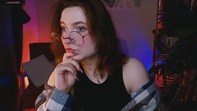 Snapshot of fairy_tara chatting on June 17, 2026, 10:19 pm fairy tara online show from June 17, 2026, 10:19 pm