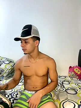 Snapshot of adan_jp chatting on November 13, 2025, 7:18 pm adan jp online show from November 13, 2025, 7:18 pm