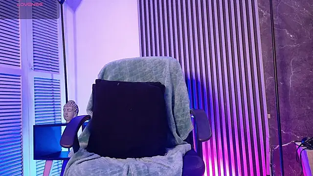 SelenaAbatti  online show from November 20, 2025, 6:36 am