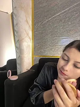 Snapshot of Sammy_Sweet01 chatting on October 21, 2025, 12:04 pm Sammy Sweet01 online show from October 21, 2025, 12:04 pm