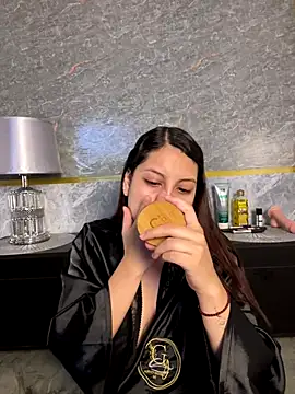 Snapshot of Sammy_Sweet01 chatting on December 14, 2025, 12:00 pm Sammy Sweet01 online show from December 14, 2025, 12:00 pm