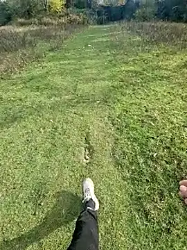 bbyxklaus online show from November 5, 2025, 10:29 am