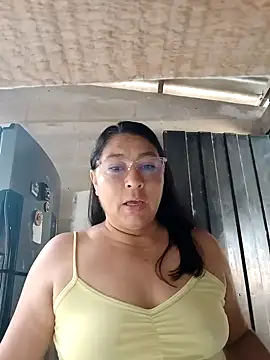 Snapshot of Brilly69 chatting on October 21, 2025, 1:54 pm Brilly69 online show from October 21, 2025, 1:54 pm