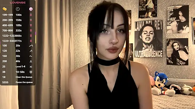 Snapshot of ForeTiff chatting on November 25, 2025, 8:20 pm ForeTiff online show from November 25, 2025, 8:20 pm