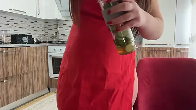 Snapshot of Sutgibiezgi chatting on November 25, 2025, 10:26 am Sutgibiezgi online show from November 25, 2025, 10:26 am