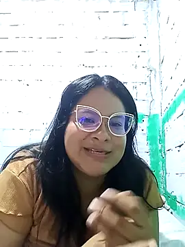 Snapshot of celeste122595 chatting on May 14, 2026, 2:47 pm celeste122595 online show from May 14, 2026, 2:47 pm