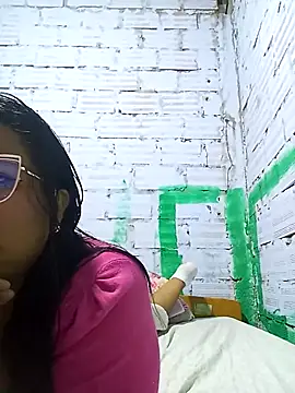 Snapshot of celeste122595 chatting on May 14, 2026, 2:41 am celeste122595 online show from May 14, 2026, 2:41 am