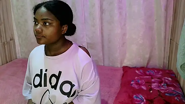 Pasion morena online show from October 27, 2025, 9:05 pm