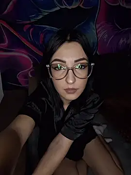 AlleAllexy online show from November 23, 2025, 9:47 pm