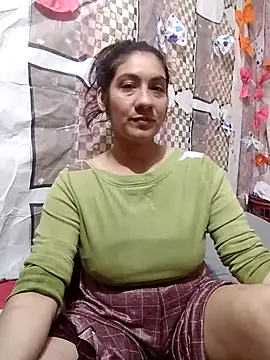 luzdelunas online show from November 3, 2025, 11:52 pm