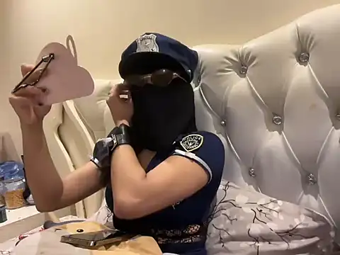 Snapshot of manesa1 chatting on April 16, 2026, 4:35 am manesa1 online show from April 16, 2026, 4:35 am