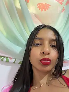 Snapshot of violeta365 chatting on December 2, 2025, 8:21 pm violeta365 online show from December 2, 2025, 8:21 pm