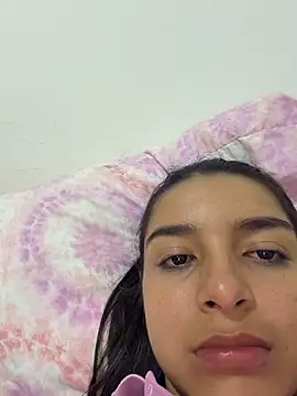 Snapshot of violeta365 chatting on August 3, 2026, 10:25 pm violeta365 online show from August 3, 2026, 10:25 pm