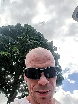 Kinky Play1 online show from July 19, 2026, 1:08 pm