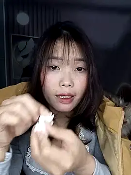 Fish yellow online show from November 30, 2025, 12:06 pm