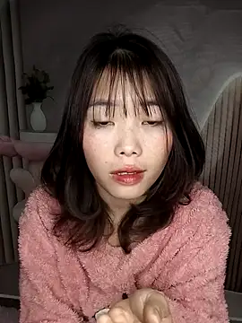 Fish yellow online show from November 28, 2025, 8:53 pm