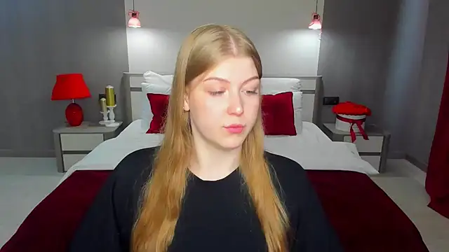 Snapshot of Stella_Light chatting on June 30, 2026, 12:49 pm Stella Light online show from June 30, 2026, 12:49 pm