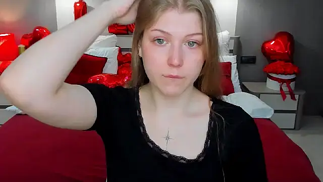 Snapshot of Stella_Light chatting on February 19, 2026, 11:29 am Stella Light online show from February 19, 2026, 11:29 am